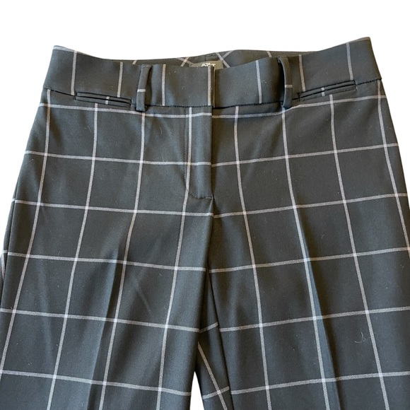 Ann Taylor LOFT Black/Grey Marisa Windowpane Straight Leg Pant (2P) - Picture 6 of 13